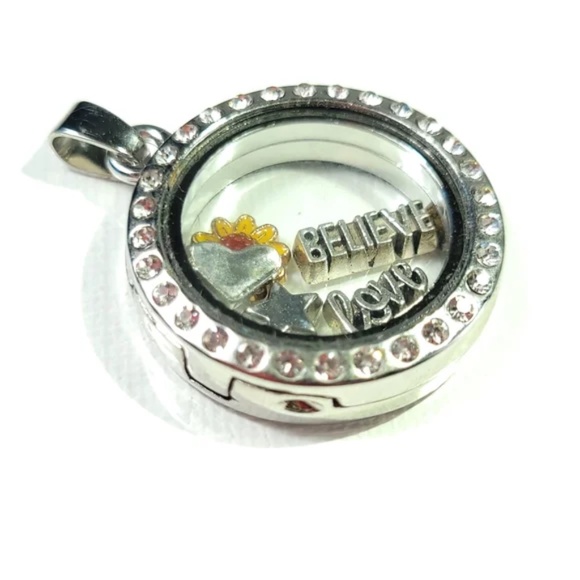 Floating Charm Locket with Rhinestone Rim - Picture 4 of 7